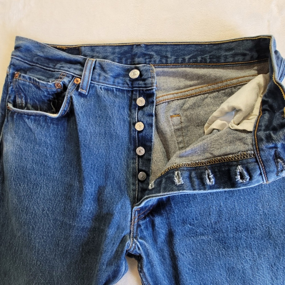 Y2K Levi's 501 Original Fit Mens 35x30 (33x27.5) Blue Jeans Straight Button Fly - Picture 9 of 14